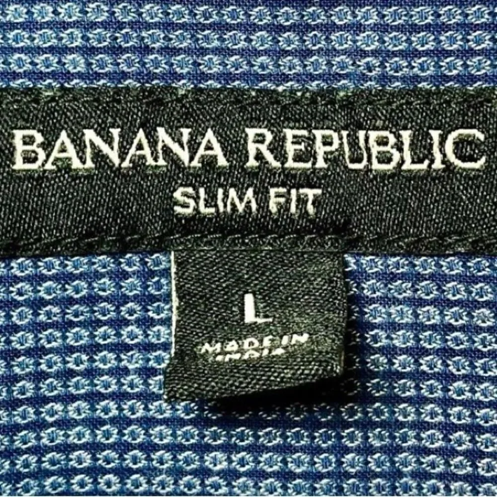 Banana Republic Slim Fit Dress Shirt with Hidden Button Detail in Blue Men’s L